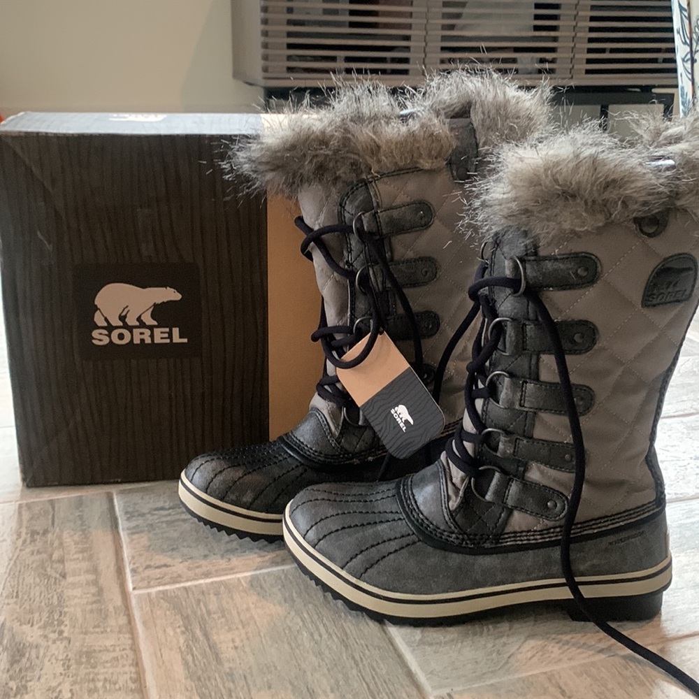 SOREL Tofino Boot (Grey/Black)